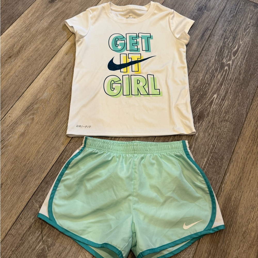 Nike Dri-FIT girls set